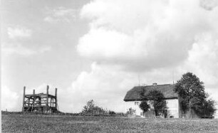 Markersdorf. Windmühle an der Bahnlinie