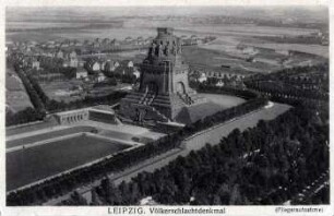 Leipzig. Völkerschlachtdenkmal : (Fliegeraufnahme)