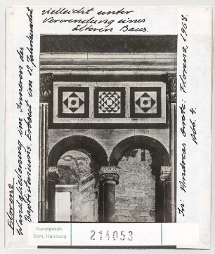 Florenz: Baptisterium, Wandgliederung i mInneren