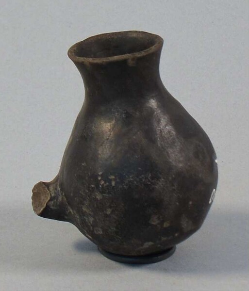 Clay vessel