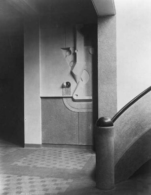 Ehemaliges Ateliergebäude der Großherzoglich-Sächsischen Hochschule für bildende Kunst — Vestibül