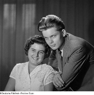 Porträt Schwester und Bruder