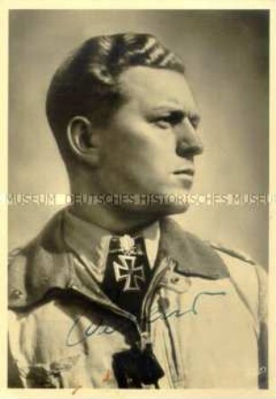 Autogrammpostkarte von Ritterkreuzträgern des Zweiten Weltkriegs: Major Oesau