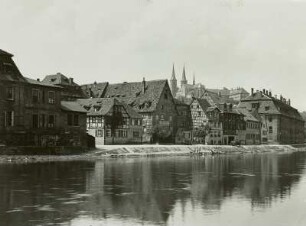 Bamberg, Stadtansicht : Bamberg. Blick über die Regnitz nach dem Michelsberg