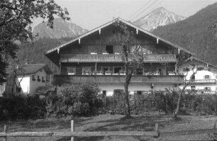 Ettenhausen: Haus, Hintergrund Breitenstein