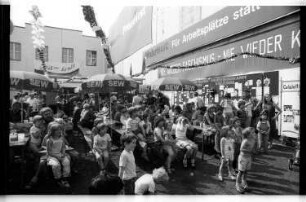 Kleinbildnegativ: Pressefest, 1983