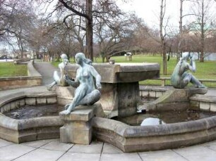 Brunnen mit den drei Grazien