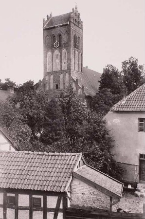 Gerdauen, Pfarrkirche : Gerdauen (Schelesnodoroschny/Russland). Pfarrkirche. Ansicht von Südwesten