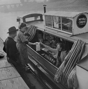 Archivfotografie "motive_menschen_arbeit_schifffahrt_1712neg"