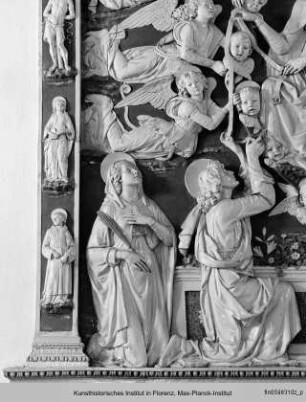 Altarretabel mit Mariae Himmelfahrt : Mariae Himmelfahrt mit Gürtelspende