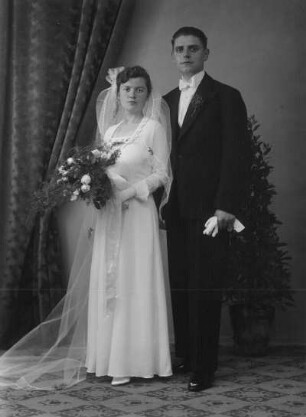 Roßwein. Hochzeitspaar Erich F. und Frau