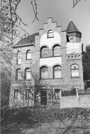 Pfarrhaus (Wohnhaus); Gründau, Schieferbergstraße 29