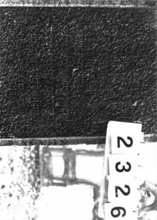 Grabstein 2326 (Index: 100097486) Maße HxBxT: 192x56x29 cm: Grabstein 2326 (Detailaufnahme 1)