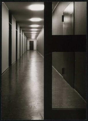 Stadthalle (auch: Mercatorhalle), Duisburg: Flur Künstlerhaus