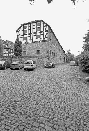 Stall und Scheune des Stiftsgutshofs (Stallscheune); Kaufungen, Freiheiter Straße 2