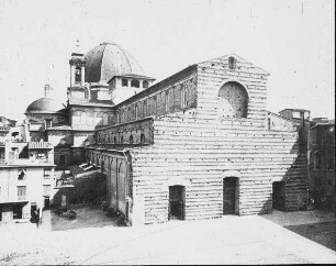 Florenz, S. Lorenzo, Außenansicht Südwesten; Brunelleschi, Filippo; Manetti, Antonio