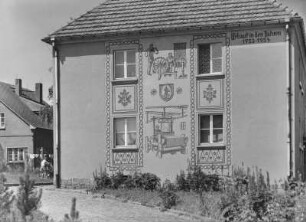 Giebelgestaltung an einem AWG - Haus