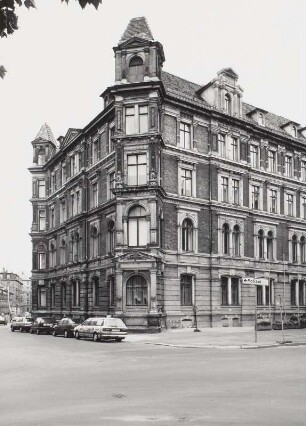Leipzig. Rathaus Plagwitz. Alte Straße 22, Ecke Erich-Zeigner-Allee 29, Ecke Weißenfelser Straße