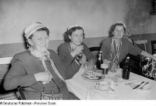 Gruppenporträt von drei Frauen