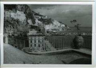 Amalfi-Drive, Küstenstraße zwischen Neapel und Salerno an der Westküste Italiens