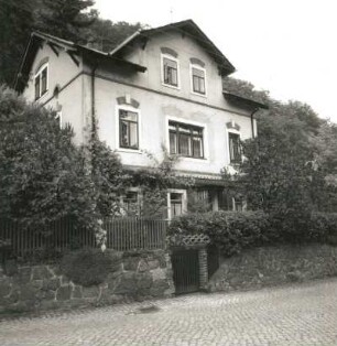 Cossebaude, Talstraße 50. Wohnhaus mit Nebengebäude (um 1850)