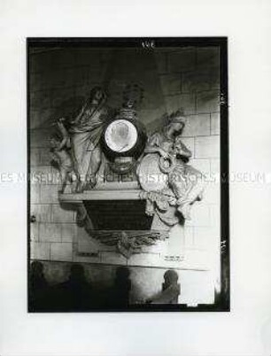 Grabdenkmal für General Hans Joachim von Zieten im Inneren der Dorfkirche von Wustrau