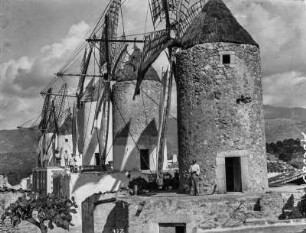 Windmühlen : Aufnahme von fünf Windmühlen