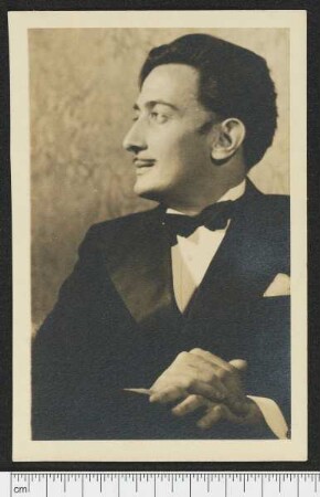Porträtaufnahme Salvador Dalí