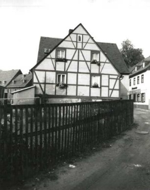 Schwarzenberg. Wohnhaus, Vorstadt 5 (um 1800). Giebelfront