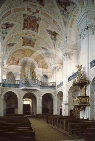 Langhaus der katholischen St. Joseph-Kirche in Grüssau nach W