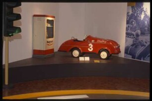 Sonderausstellung zu Tretautos, 2000, Ausstellungsraum