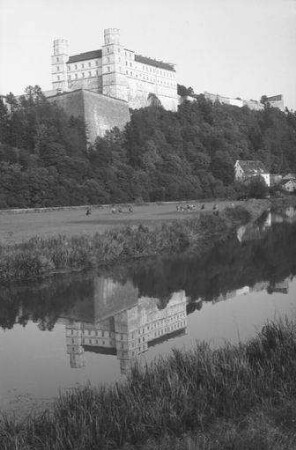 Eichstätt: Willibaldsburg und Altmühl bei Eichstätt
