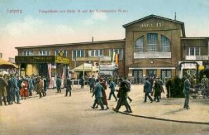 Leipzig: Freigelände mit Halle 11 auf der Technischen Messe