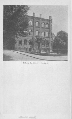 Städtische Berufsschule in Wandsbek.