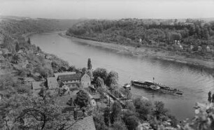 Personen-Seitenraddampfer "Mühlberg" (1879, Werft Blasewitz). Aufnahme bei Pirna-Posta
