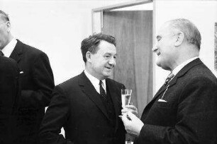 Freiburg: Gödecke; Dekan der Medizinischen Fakultät Prof. Spann, Dr. Banaschewski, München
