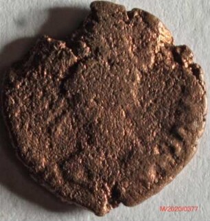 Römische Münze, Nominal Halbcentenionalis, Prägeherr Valentinian II. oder theodosianische Dynastie, Prägeort nicht bestimmbar, Original