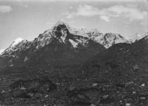 Moräne : Vermutlich eine Moräne nahe eines Gletschers im Tian Shan Hochgebirge