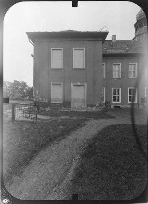 Hohenprießnitz (Zschepplin-Hohenprießnitz). Schloß Hohenprießnitz (1699-1702; H. Korb). Corps de logis von Nordost (Teilansicht)