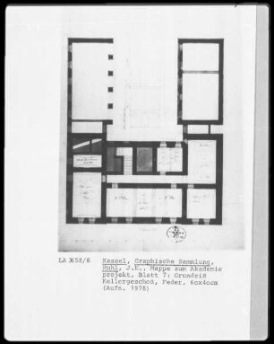 Kassel & Mappe zum Akademieprojekt & Kellergeschoß