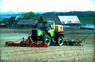 Fotografie: Sätechnik, Einzelkornsaat, Zuckerrübe, Bandspritzung