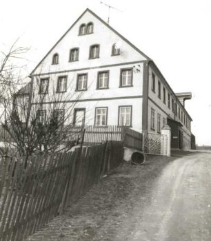 Pfaffroda-Dittmannsdorf, Dresdner Straße 2. Gehöft Nummer 37. Wohnstallhaus