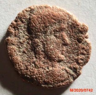 Römische Münze, Nominal Follis, Prägeherr Constans, Prägeort nicht bestimmbar, Original