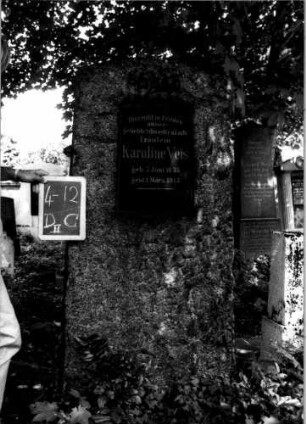 Grabstein D II C/4/12