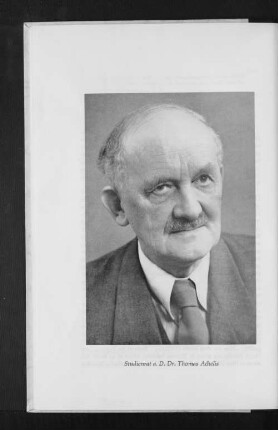 Studienrat a. D. Dr. Thomas Achelis