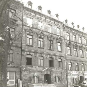 Reichenbach (Vogtland), An der Hutleite 4. Wohnhaus (1867/1900). Straßenansicht
