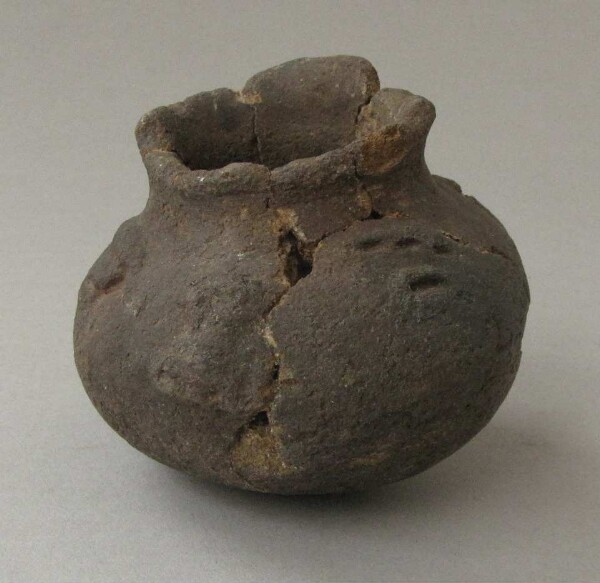 Clay vessel