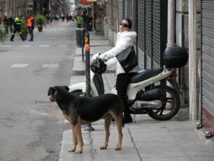 Palermo, Mopedfahrerin am Corso Vittorio Emanuele