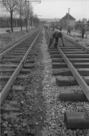 Gleisarbeiten im Zusammenhang mit der Modernisierung der Albtalbahn.