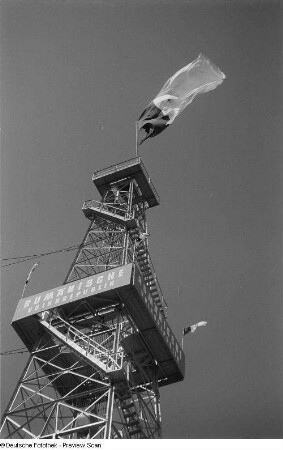 Bohrturm der Rumänischen Volksrepublik auf der Leipziger Herbstmesse 1954